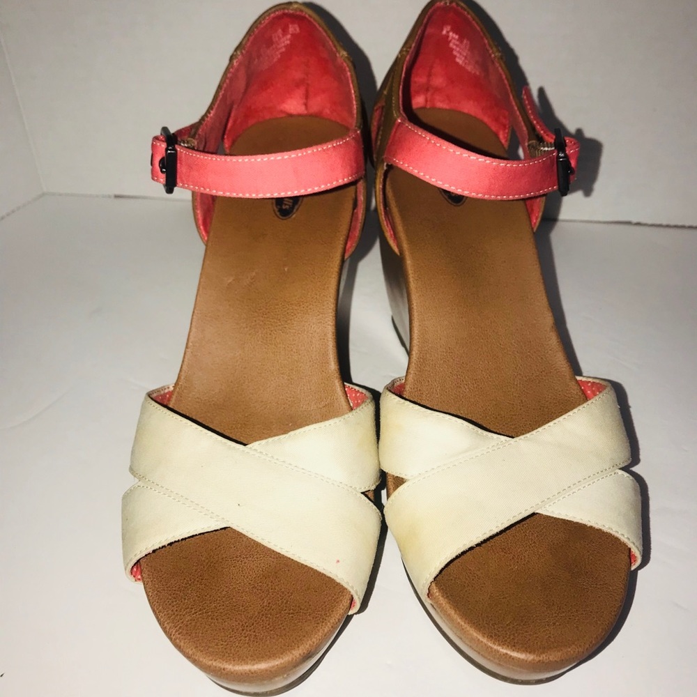 Dr. Scholl’s Pink and Brown Wedges 8.5